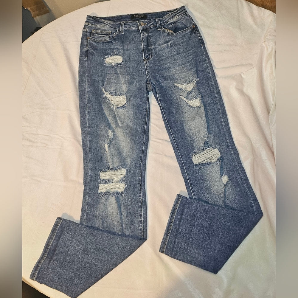 Judy Blue skinny Jeans Womens Size 11/30  Distressed  Denim